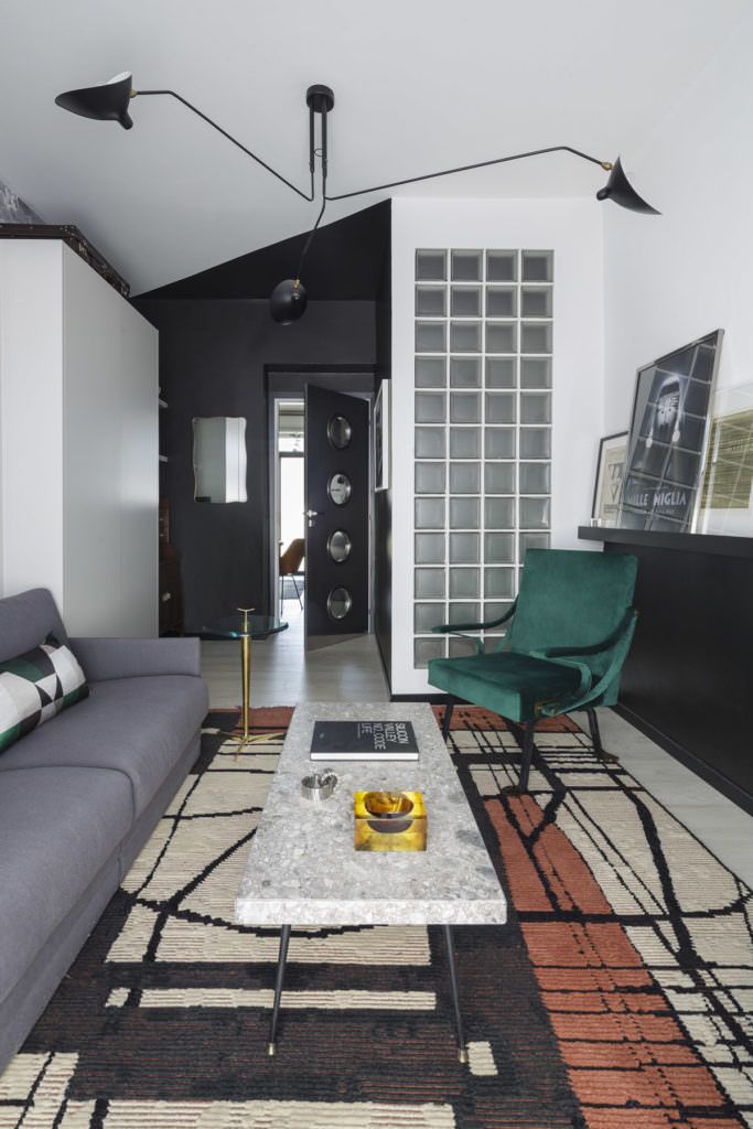 Living, Milano pied a terre