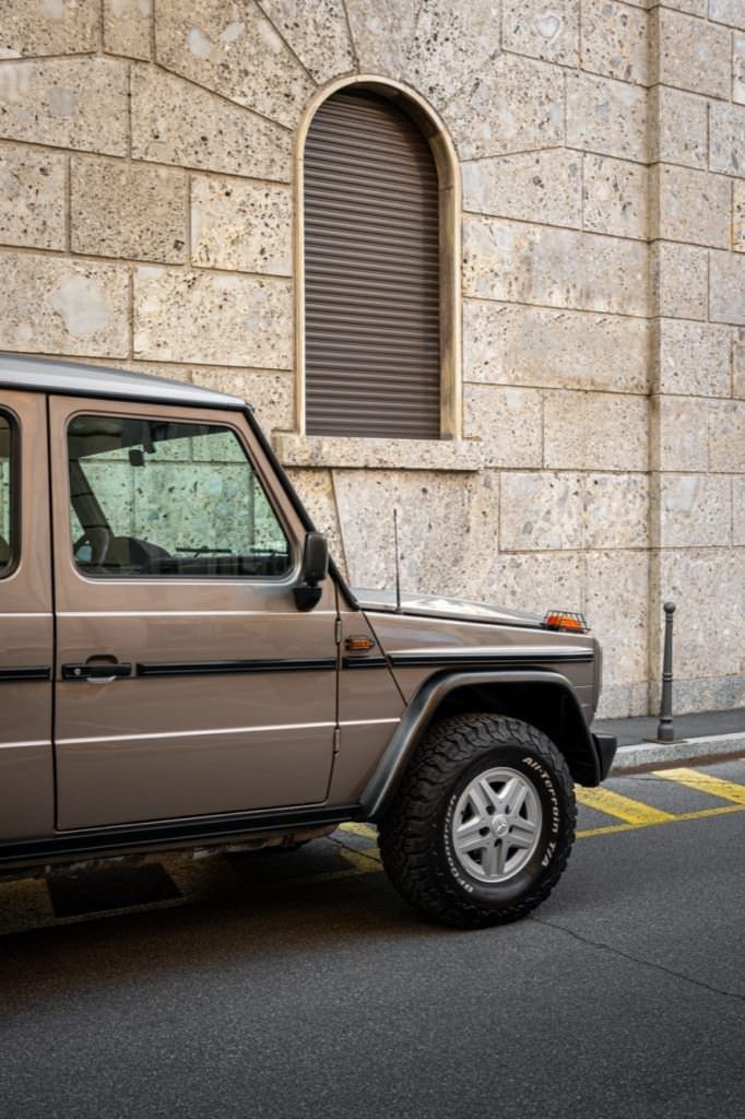 Spinzi Mercedes G Class_2 Mercedes G Class series W463 in golden brown