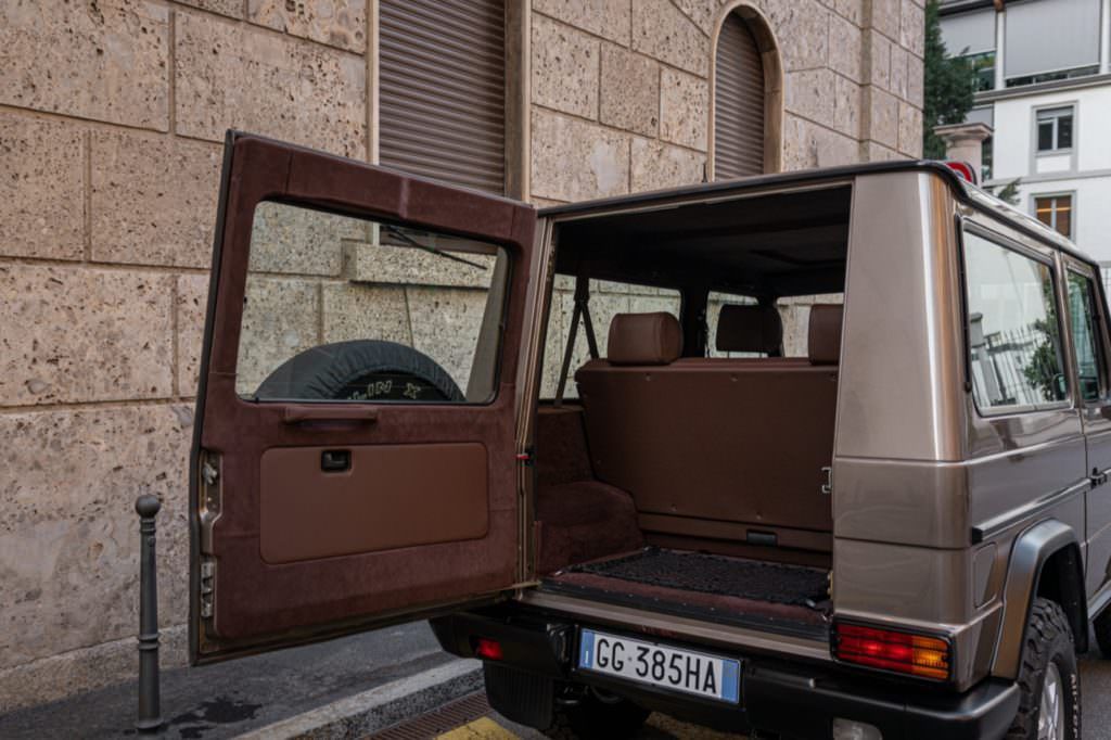Spinzi Mercedes G Class_4 Mercedes G Class series W463 in golden brown