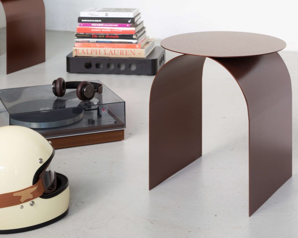 Spinzi-palladium-collectible-minimal-metal-stool