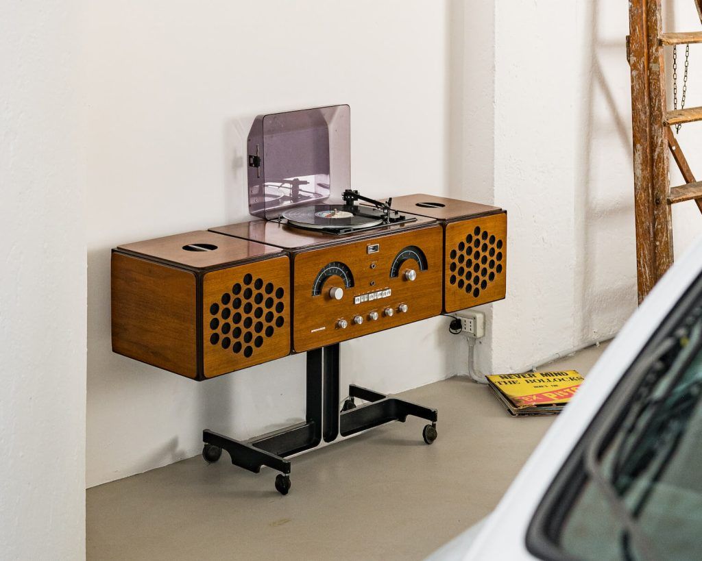 Spinzi-Collectible-Brionvega-RR126-Mid-Century-Icon