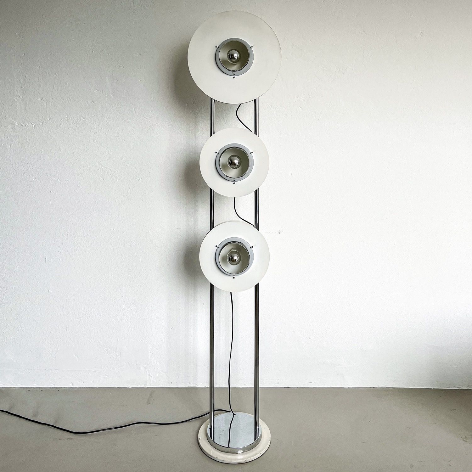 Spinzi-Vintage-Reggiani_Spage-Age-Chrome-Floor-Lamp-4