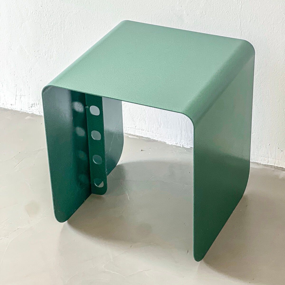 Spinzi-Meccano-Collectible-Design-Green-Stool-Side-Table-1