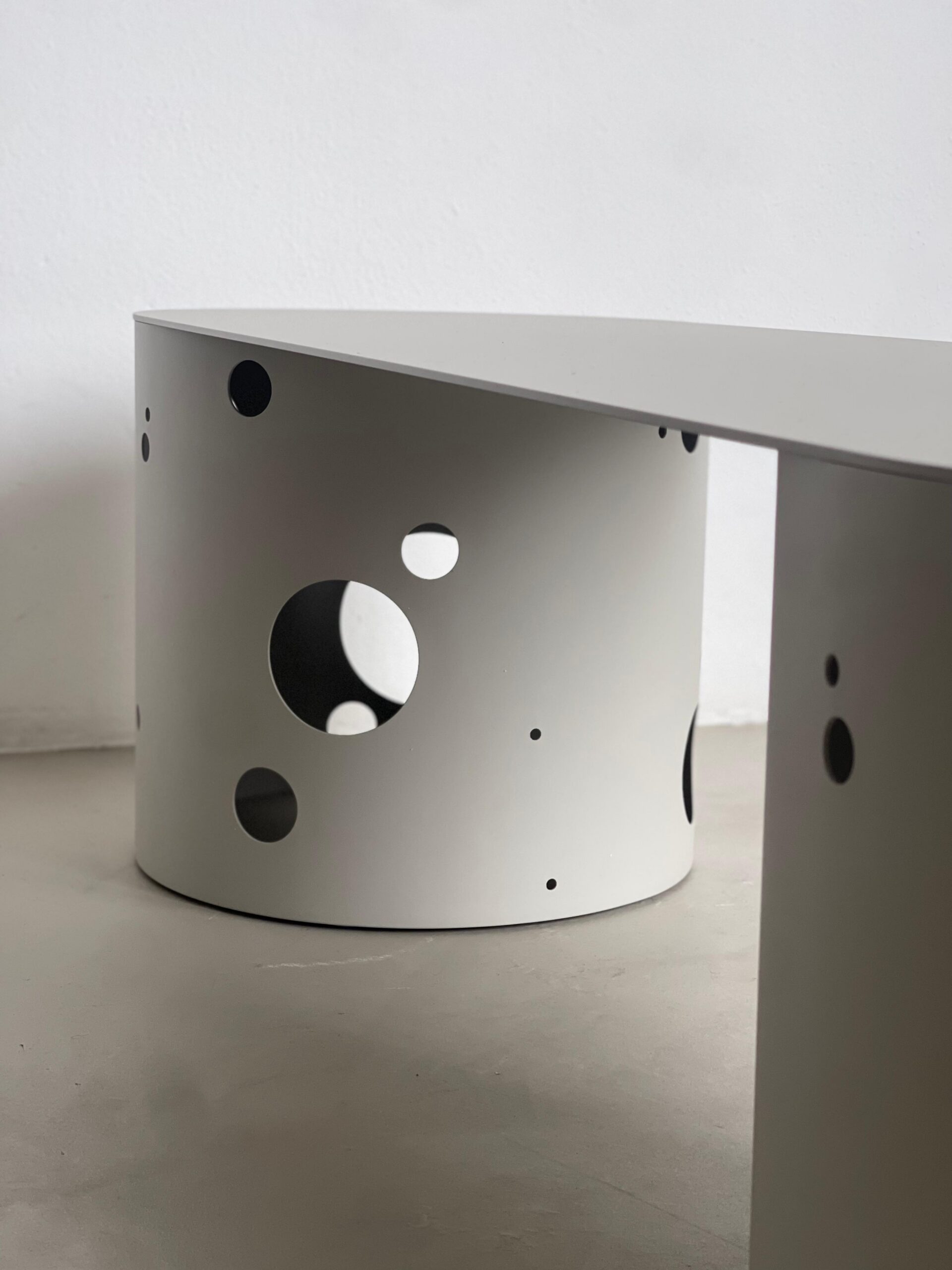 Architectural Powercoated Silös Bench